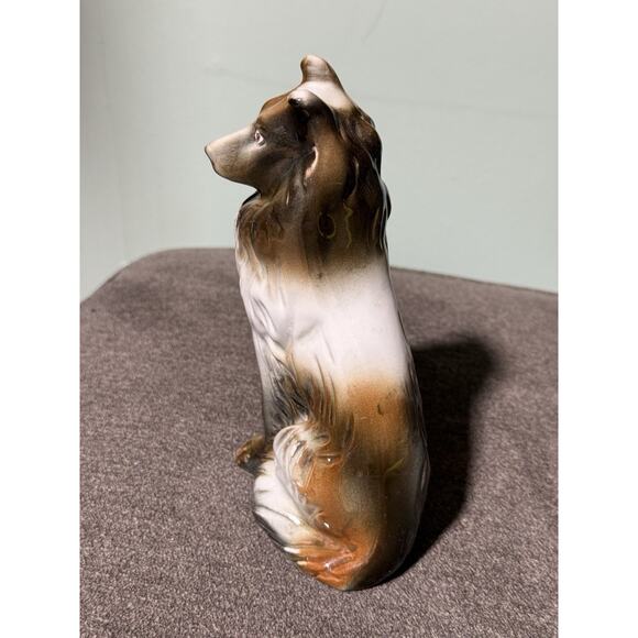 Signed BRASIL Sitting Collie Dog Figure, Painted Porcelain, 7" - Picture 6 of 16